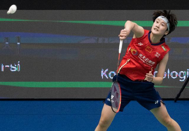 开云体育下载入口-韩国大师赛国羽主力出战 陈雨菲“黄鸭”轻松进次轮